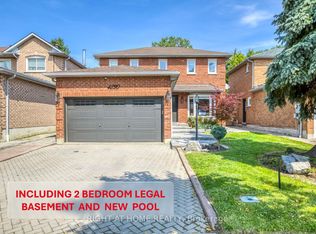 4230 Credit Pointe Dr, Mississauga, ON L5M3K2