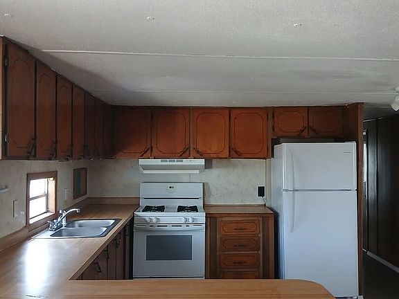 2nd image of 22623 E 775th Rd #2