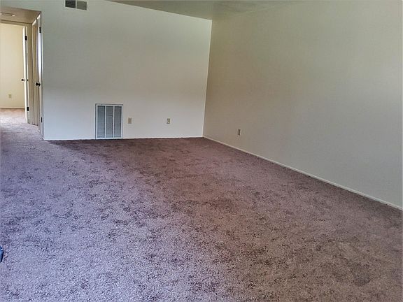 5th image of 1211 Kenny Dr #2