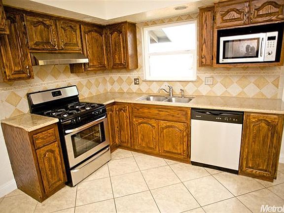 3rd image of 4136 Painter Way