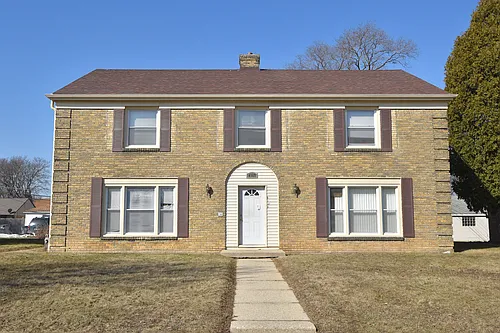 4167 N Sherman Blvd #4 Photo 1