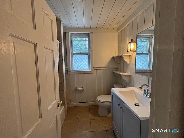 1566 North Ave #2 — Photo 20