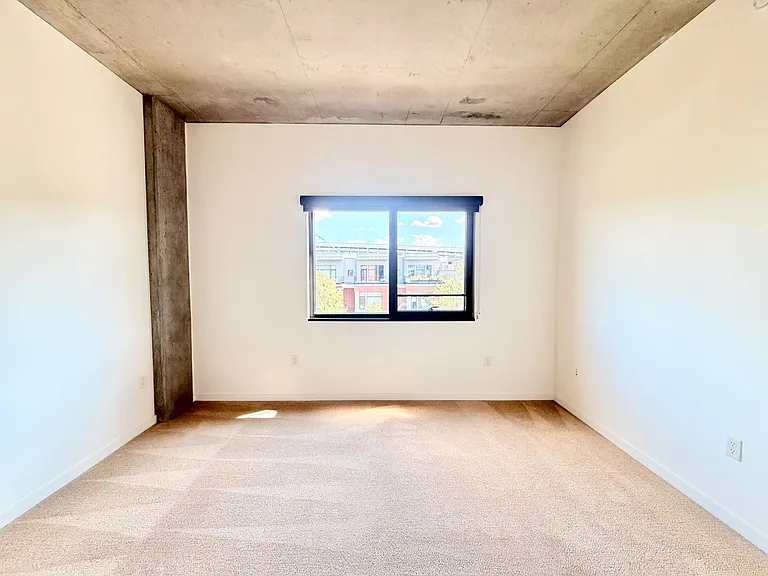1830 NW Riverscape St #403 — Photo 15