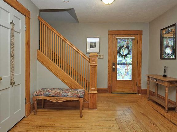 3rd image of 24126 Alvord Ave
