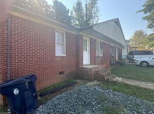 321 Spruce St #323, Lexington, NC 27292