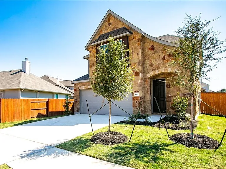 603 Pheasant Hill Ln — Photo 3