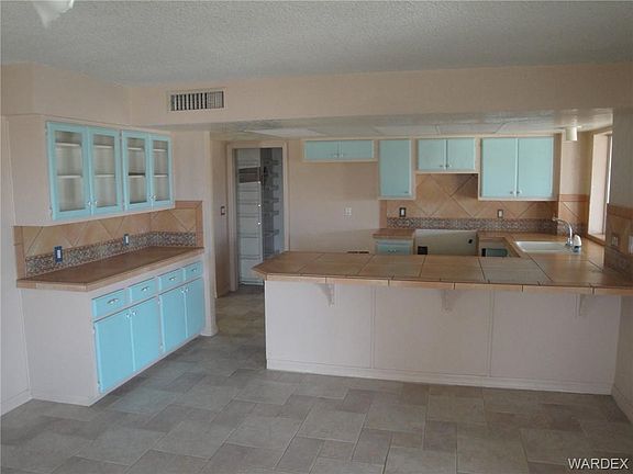 5th image of 340 Farallon Dr