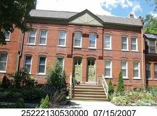 11262 S Champlain Ave, Chicago, IL 60628