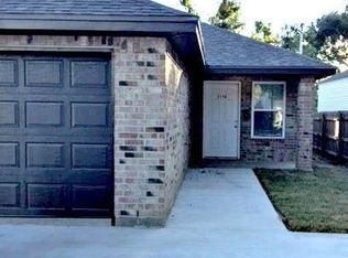 215 Hill Terrace Dr #A, Nederland, TX 77627