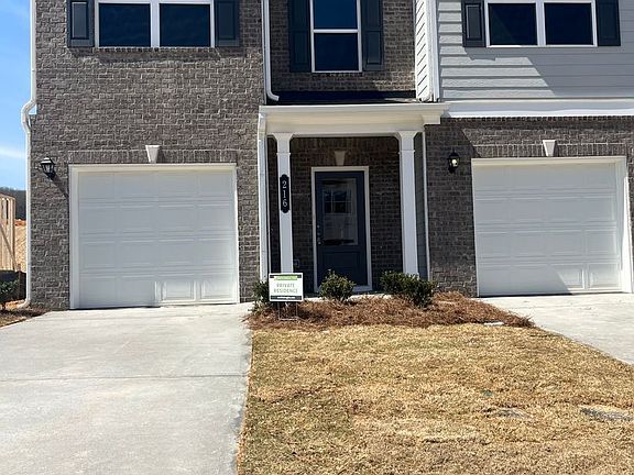 2nd image of 216 Dupont Dr #93