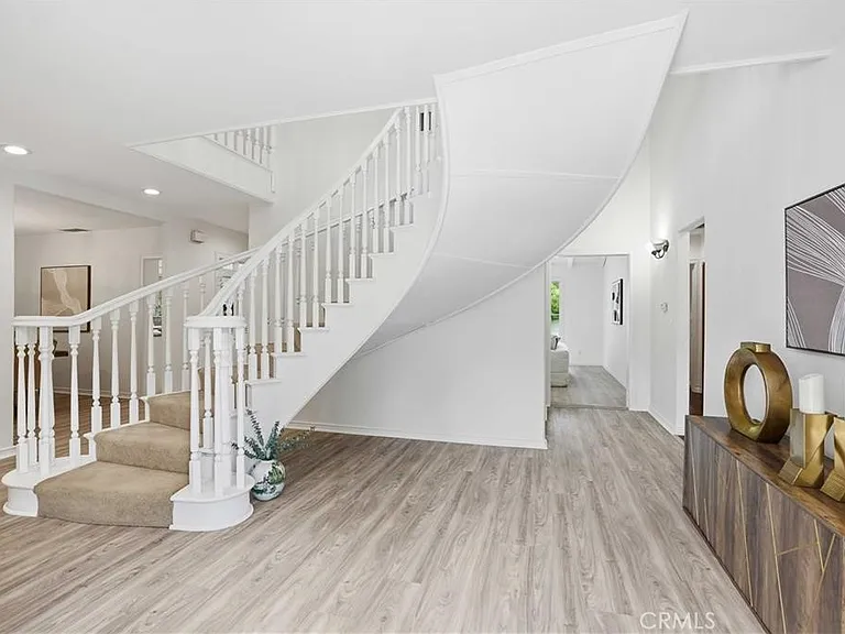 5224 Woodlake Ave — Photo 5