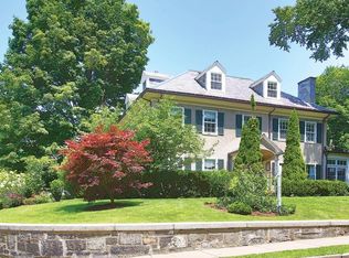 35 Church St, Newton, MA 02458