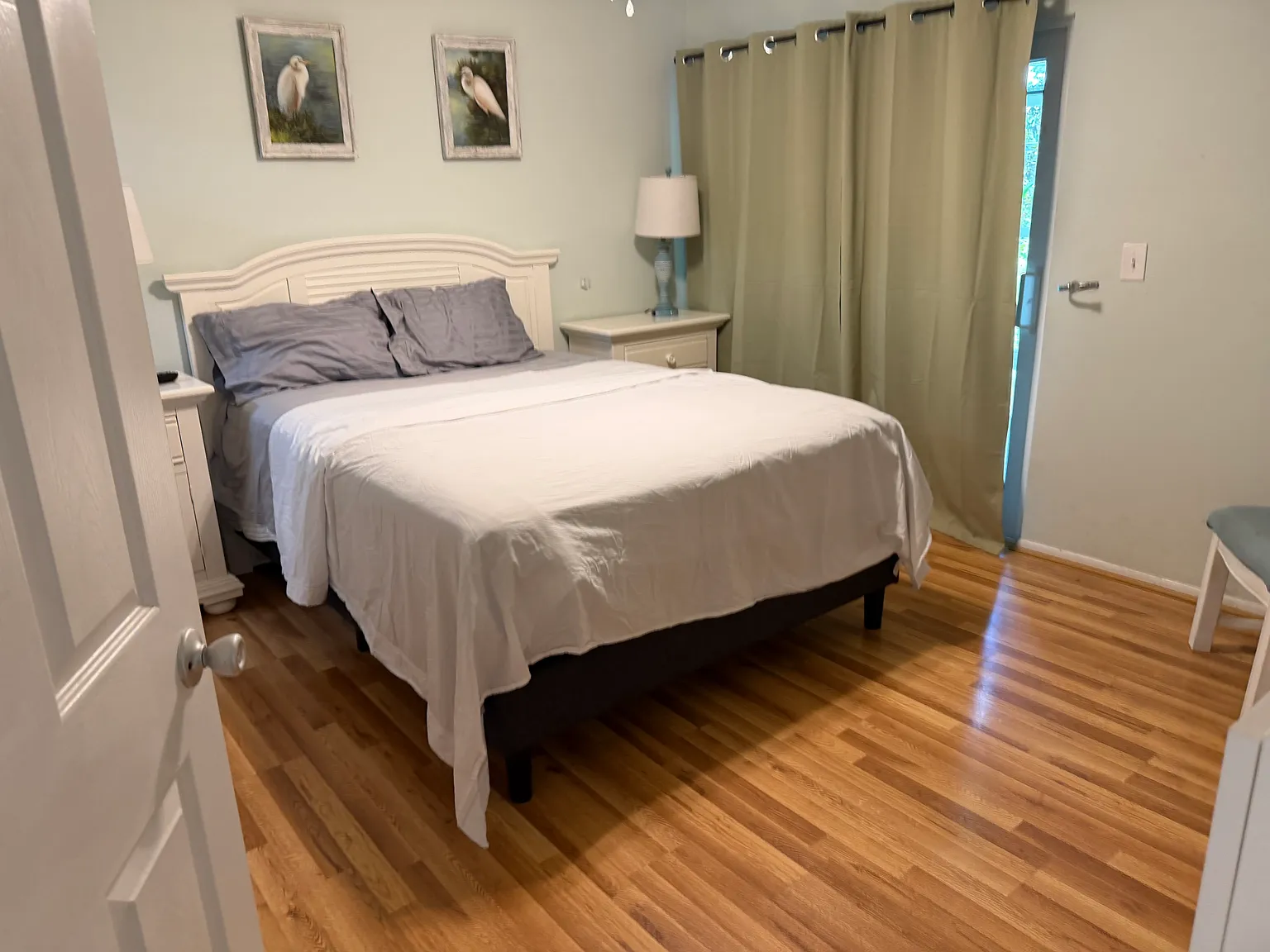 2 bed, 992 sqft, $2,750 — Photo 3