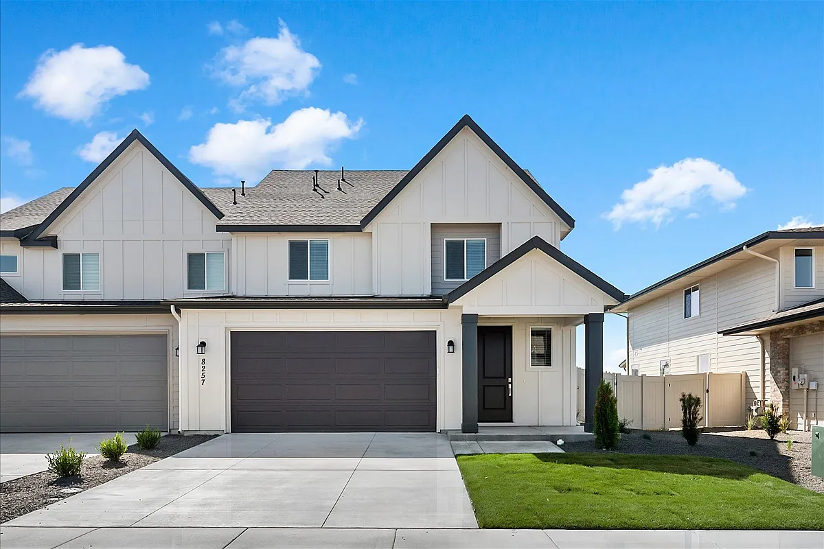 4 bed, 2126 sqft, $2,895 — Photo 1