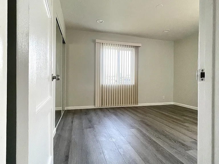 7949 Clearfield Ave — Photo 16