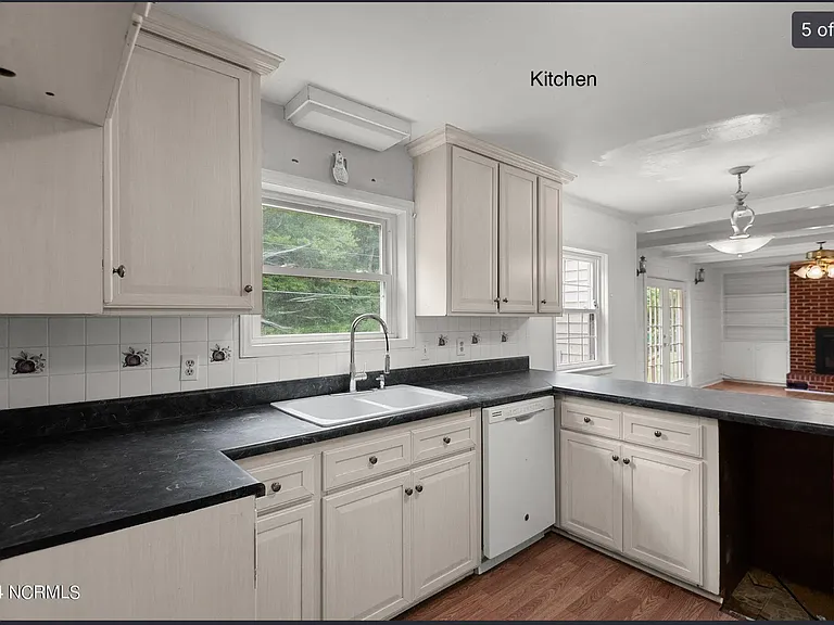 106 Ida St #1 — Photo 6