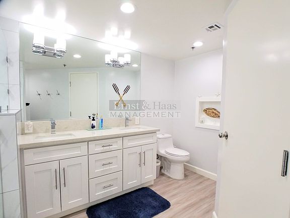 4th image of 525 E Seaside Way Unit 805