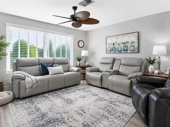 5th image of 1352 Oaklawn CT
