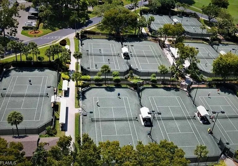 har-tru tennis courts