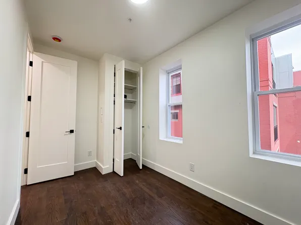 84 Palisade Avenue image 3 of 7