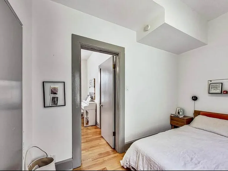 848 N Winchester Ave #1 — Photo 8