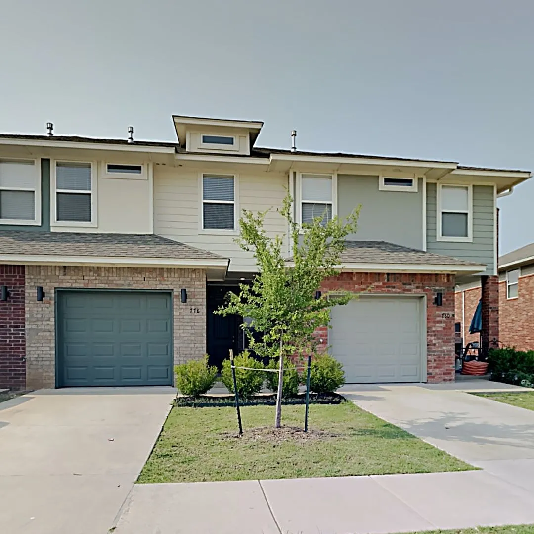 3 Bedroom 2 Bath Townhouse in Moore Schools — Photo 1