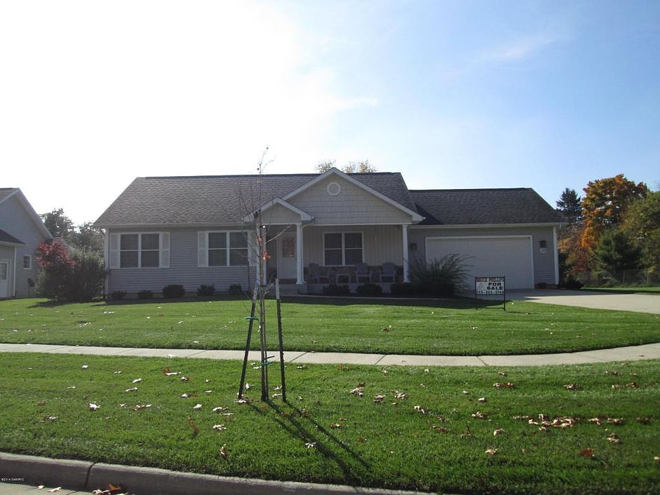 2nd image of 133 Beacon Ridge Dr #35