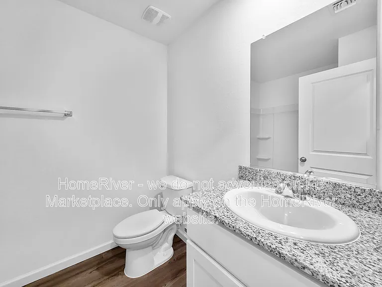 741 Dylan Ct — Photo 10