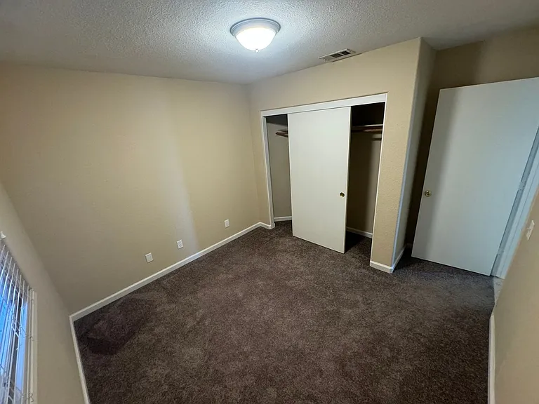 3690 Pahrump Valley Blvd — Photo 37