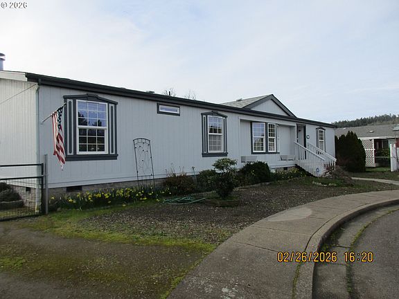 2nd image of 323 Easy St