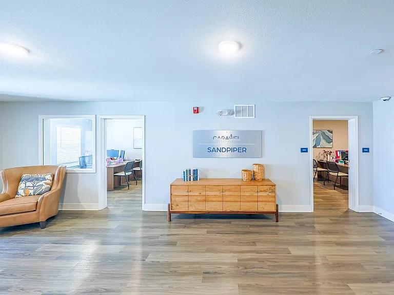 The Caravel Apartments — Photo 30