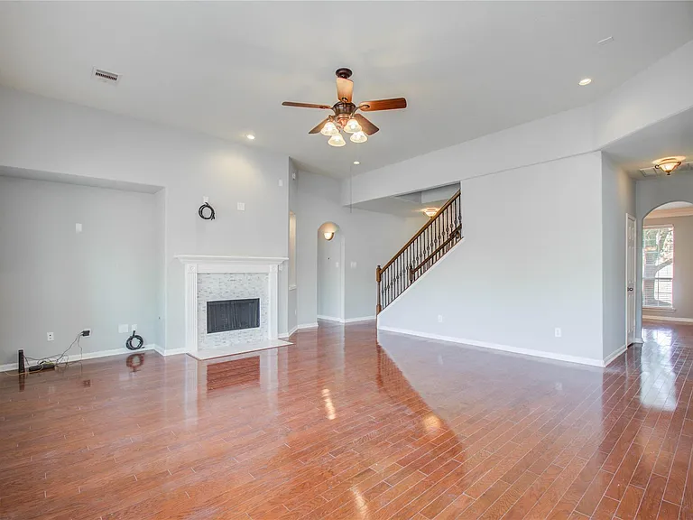 4518 Camden Brook Ln — Photo 8