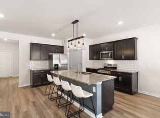 180 Pinewood Rd, Fredericksburg, VA 22405