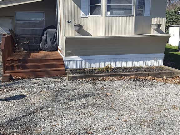 3rd image of 246 Orchard Island Rd