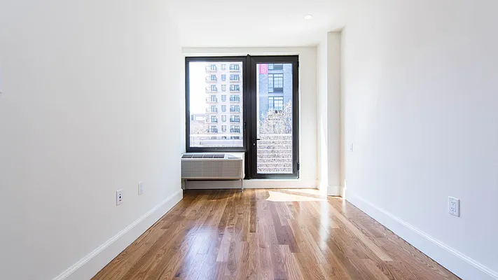 Rented by Nooklyn NYC LLC | media 110