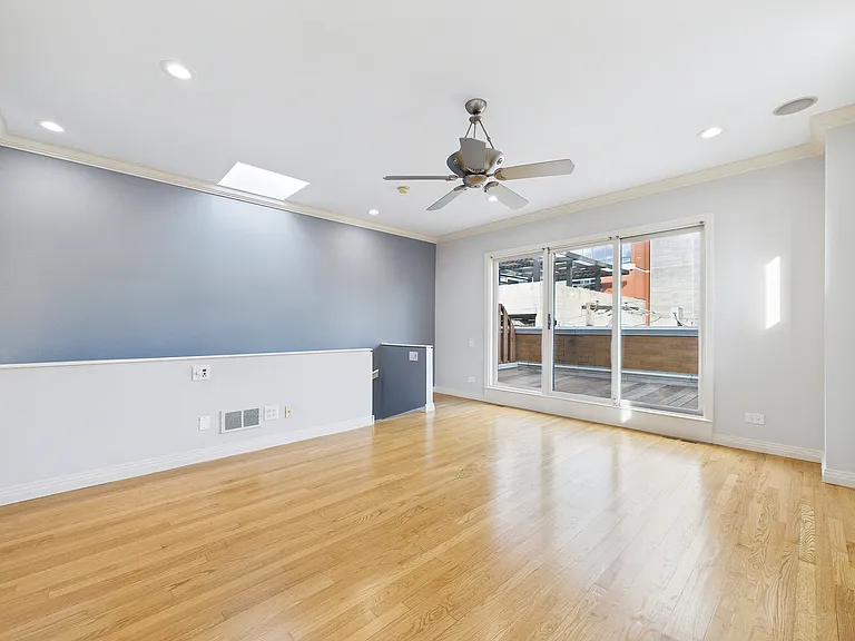 Loft and 2 Roof Decks