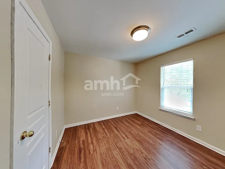 19134 Long Pond Ln — Photo 16