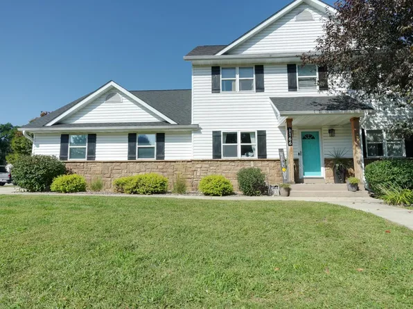 1166 Yosemite ROAD, Oconomowoc, WI 53066