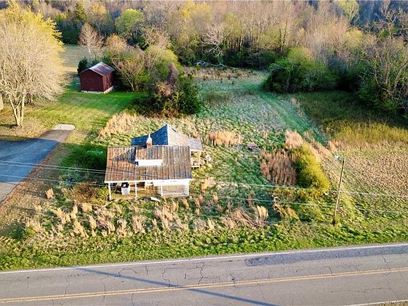 3rd image of 1768 Amostown Rd