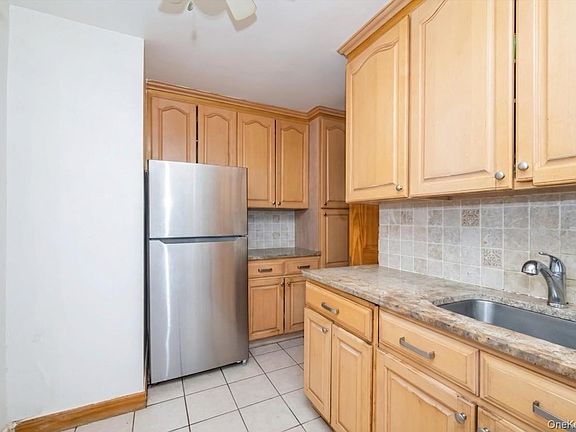 5th image of 110 Brooklyn Avenue #3ZZ