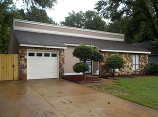 6128 Raintree Dr, Memphis, TN 38115