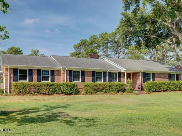 942 Greenhowe Drive, Wilmington, NC 28409
