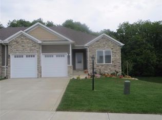 2611 Westwind Dr, Valparaiso, IN 46385