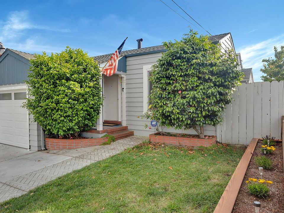 1st image of 523 Acacia Ave