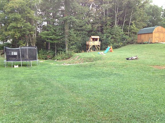 Back (includes wooded area)