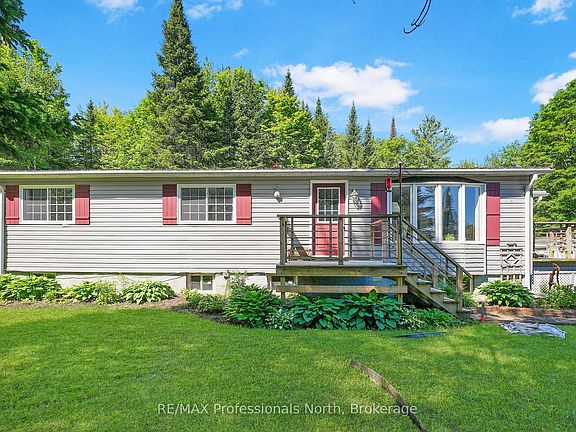 3rd image of 3389 Gelert Rd