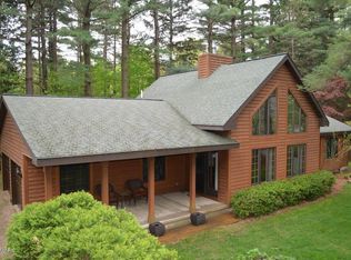 16374 Raz Rd, Union Pier, MI 49129