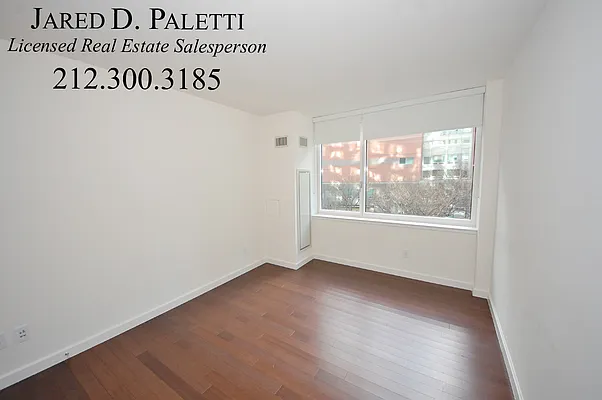 Rented by NY Living Solutions | media 27