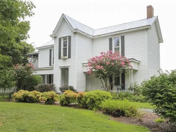 2816 Highway 12n, Chapmansboro, TN 37035