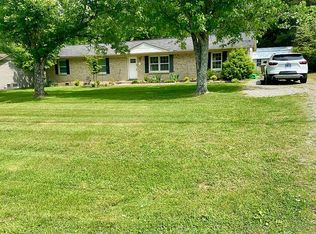 1106 Fall River Rd, Lawrenceburg, TN 38464